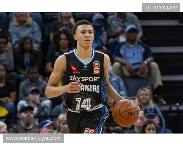 全明星HBCU经典赛北卡罗来纳农工州立大学vs汉普顿大学，展现大学篮球风采